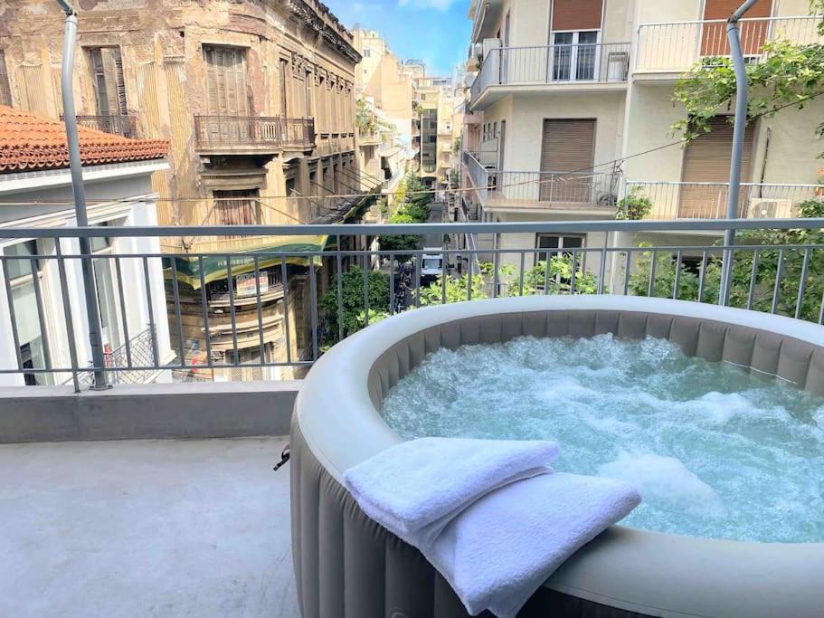 Openair Hot Tub/Big Balcony/Great Boutique Apt Αθήνα Εξωτερικό φωτογραφία